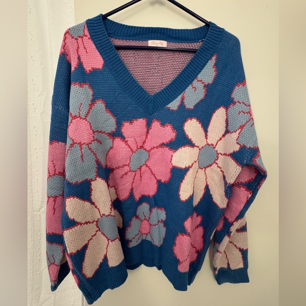 NWOT Pink Lily Floral V-Neck Sweater